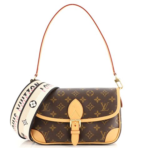 bolsos y carteras louis vuitton|louis vuitton diane bag 2022.